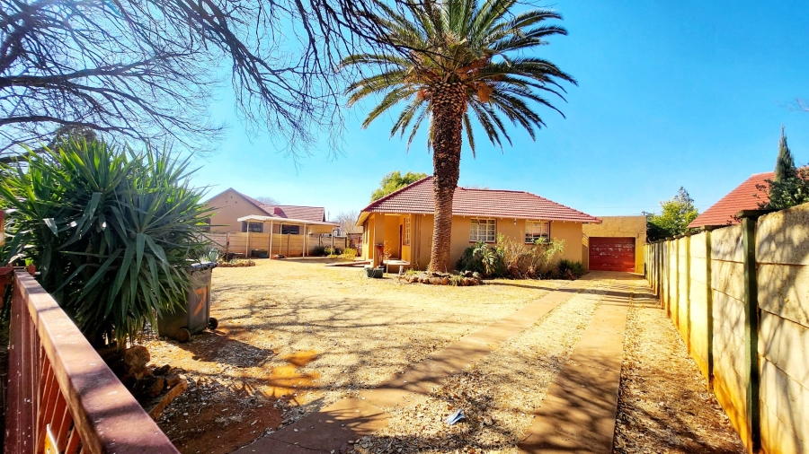 3 Bedroom Property for Sale in Stilfontein Ext 1 North West